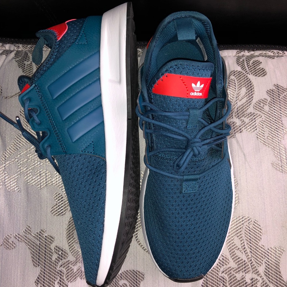 Adidas Size 6 Men Shoe